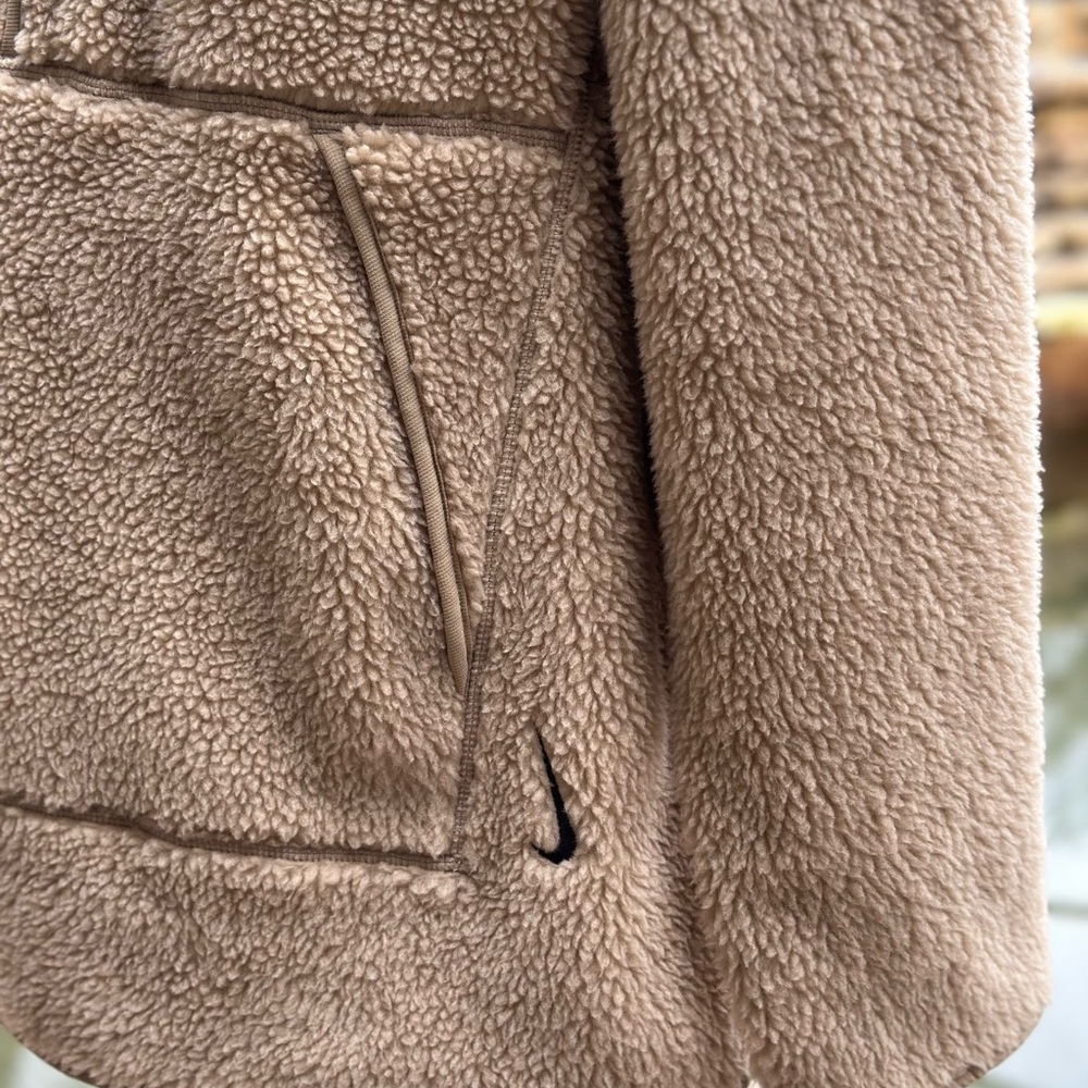 Nike Men's‎ Therma Fit Yoga Sweatshirt Pullover M Brown - New with Tags - Picture 5 of 9